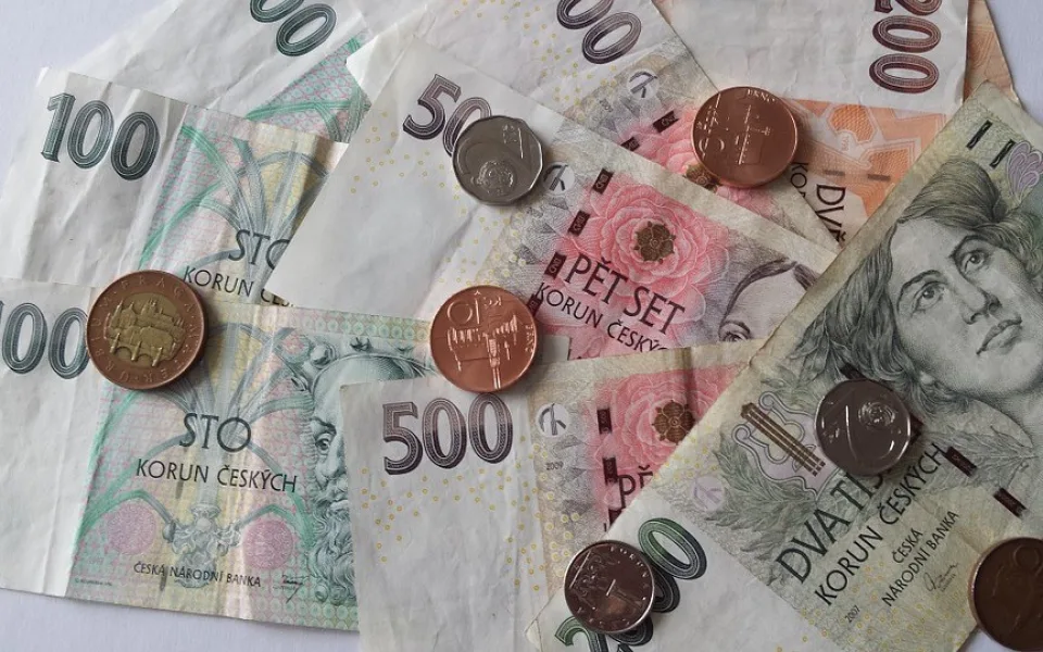 Zrušení superhrubé mzdy je nejméně výhodné pro nízkopříjmové