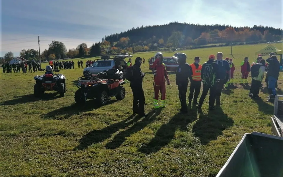 Takto vypadala největší pátrací akce po ztraceném seniorovi na Šumavě, které velel Czech SAR Team.