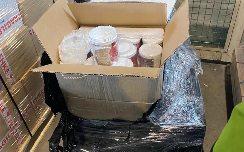 Policisté rozkryli mezinárodní skupinu, distribuovala extázi do Vietnamu.