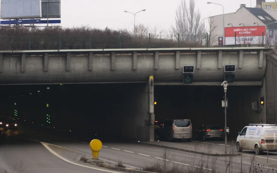 Rovněž Husovický tunel čeká čištění.