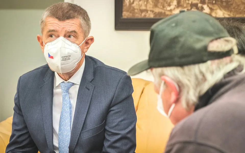 Vláda rozhodne i o povinném testování na covid ve firmách, řekl Babiš.