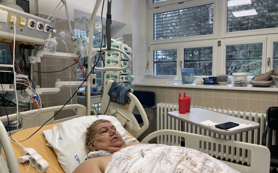 Běžte na injekci, nabádá hospitalizovaná pacientka s koronavirem z brněnské nemocnice