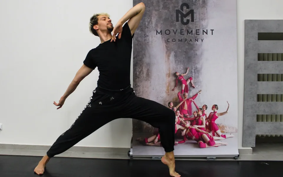 Pracoval pro Robbieho Williamse. Teď vychová přední český tanečník talenty v Brně.