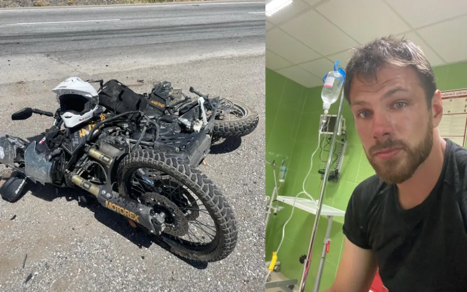 Čech havaroval v Íránu. Jela proti mně tři auta, a tak jsem na motorce vyskočil, popsal.