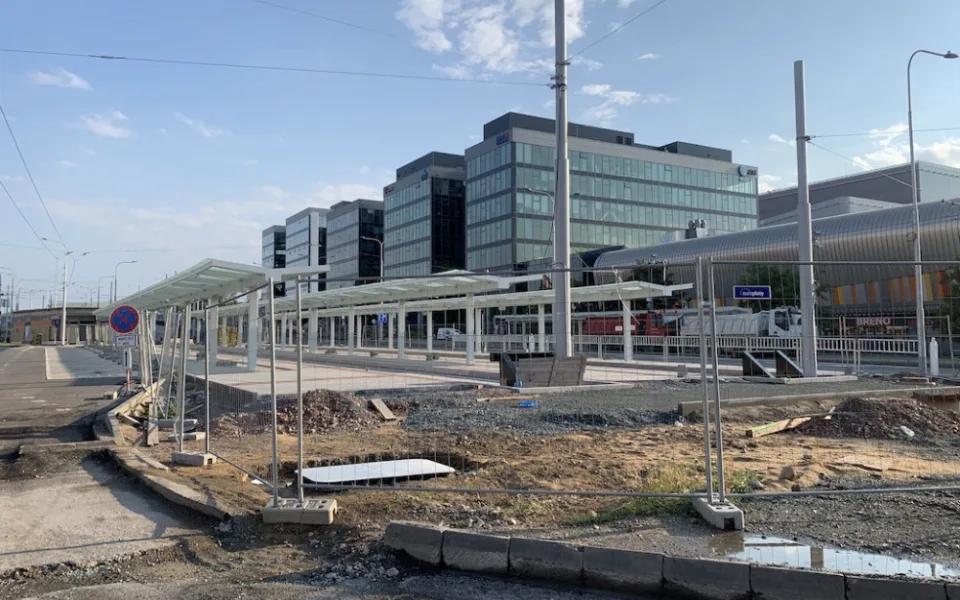 Brno se blíží tramvajové trati ke kampusu. Na koleje po prázdninách vyjedou první šaliny.