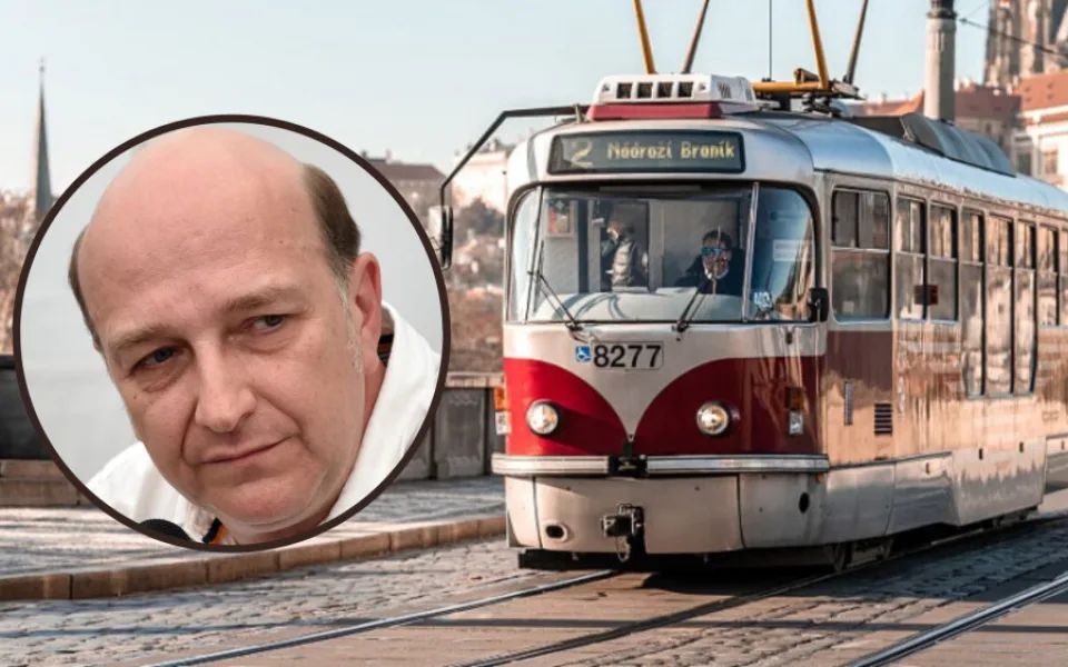 Novým hlasem pražské hromadné dopravy bude Jan Vondráček, Vočko ze Simpsonů.