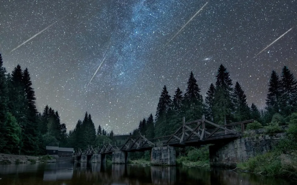 Jednou bych chtěl zachytit polární záři nad Šumavou, říká autor úchvatných fotografií Vladislav Hosnedl.