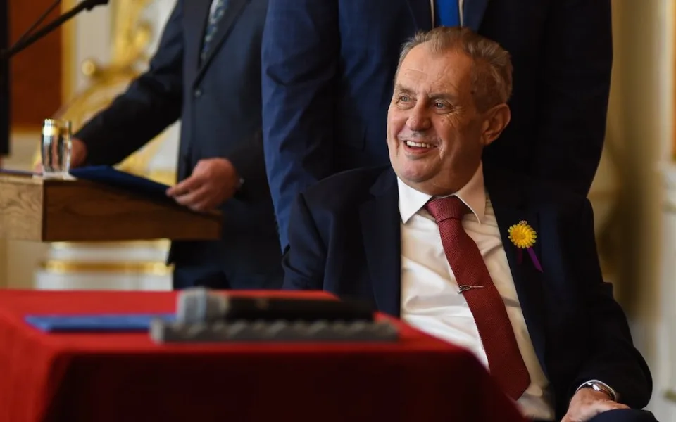 Prezident Zeman vetoval novelu o snížení plateb státu do zdravotnictví