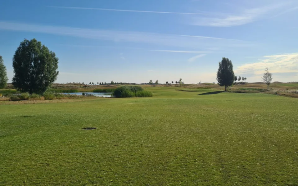 Natland ke Zbraslavi přidává pod značku Prague City Golf i Vinoř.