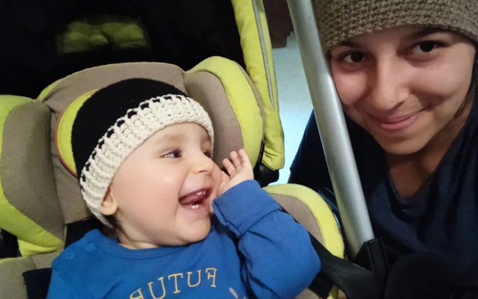 Malý Tadeášek onemocněl vzácným a nejvážnějším nervosvalovým onemocněním, díky léčbě dělá pokroky.