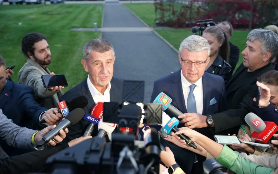 Opoziční ANO vyhrálo obecní volby ve většině statutárních měst.