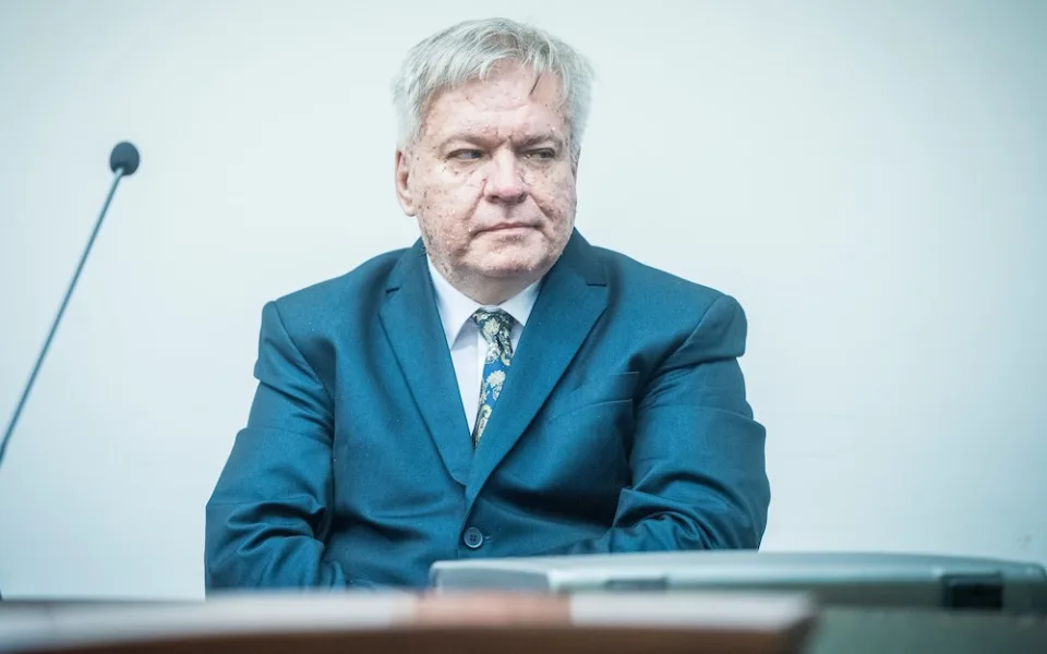Soud v Liberci zprostil obžaloby lékaře Bartáka z plánování vražd a vydírání