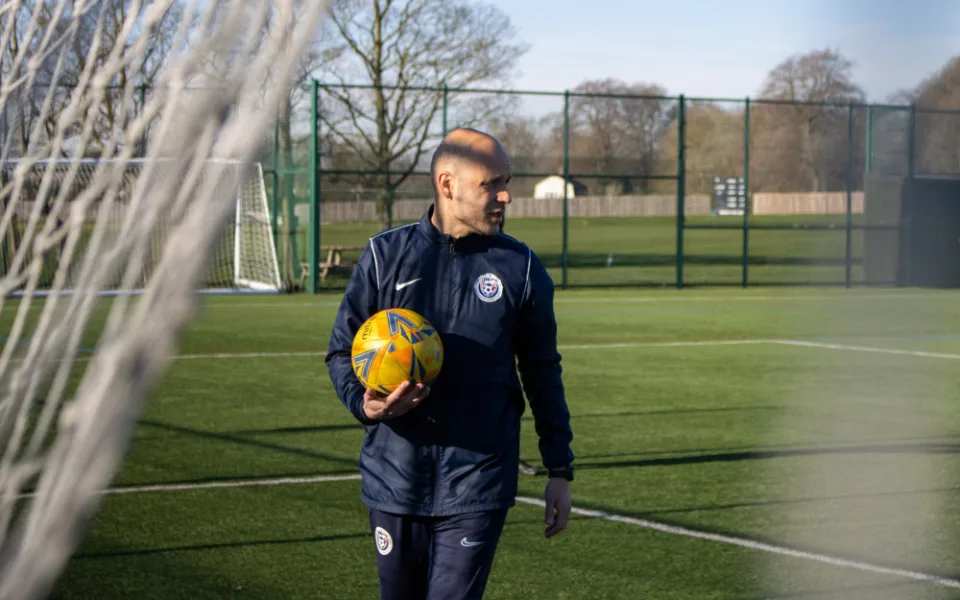 Michal Korbel nyní pracuje pro RIASA, což je fotbalové akademie, která nabízí studentům sportovní rozvoj.