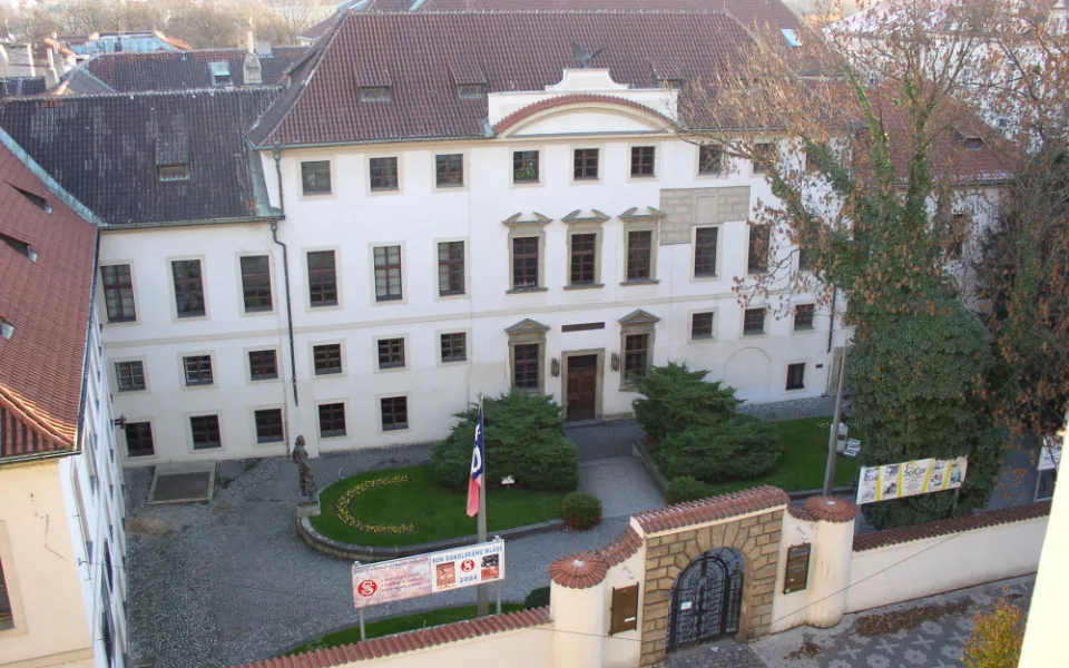 Tyršův dům, sídlo České obce sokolské, kde žena spáchala sebevraždu