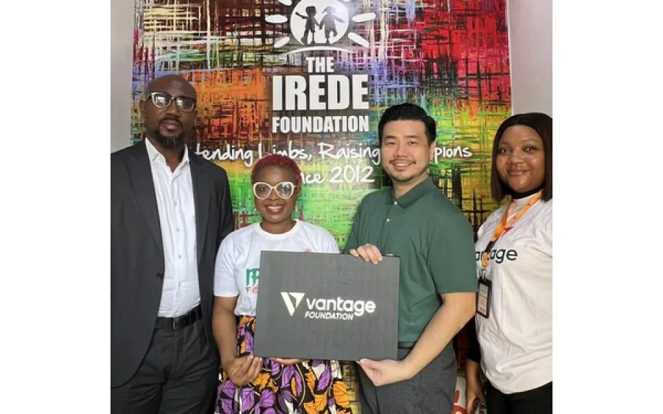 Nadace Vantage Foundation a The IREDE Foundation zahájily spolupráci na podporu dětí po amputaci v Nigérii