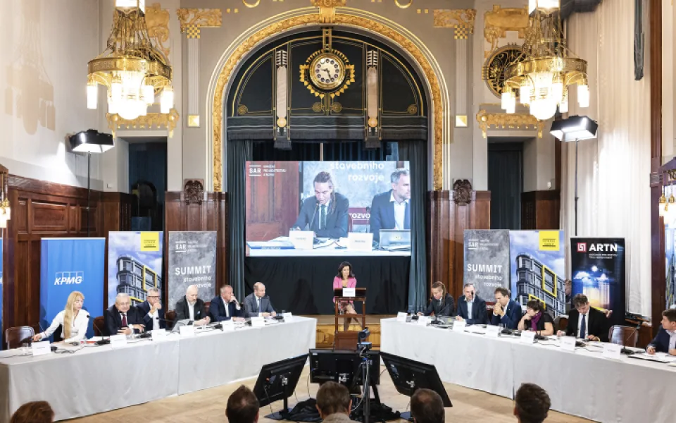 Živě: Summit stavebního rozvoje