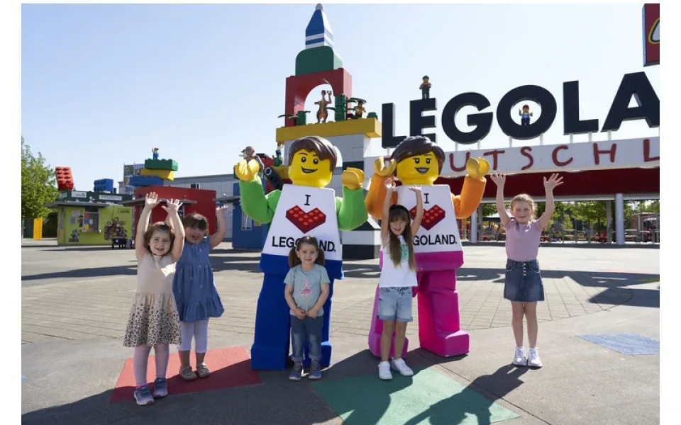 Bavorský LEGOLAND láká na mimozemšťany i prasátko Peppu
