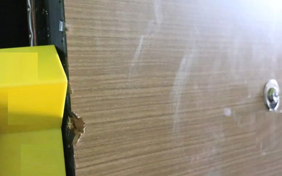 Jeden den, dva kraje, tři vloupání. Zloděje v Jihlavě dopadla policie, když z bytu vyskakoval oknem