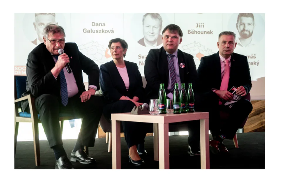 Sociální demokracie bude v krajích hájit zachování služeb státu