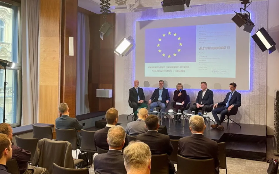 Experti probírali vyhlídky českého autoprůmyslu a konkurenceschopnost tuzemské ekonomiky v EU a ve světě