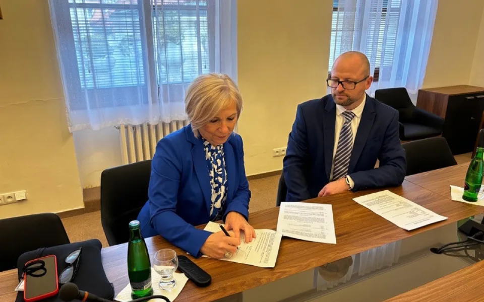 Partnerství pro větší energetickou soběstačnost obcí. SMS ČR uzavřelo spolupráci se společností S-Power Energies