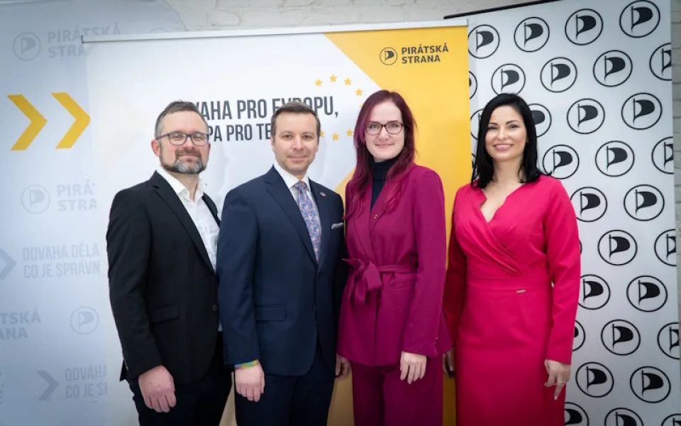 Živě: Piráti startují horkou fázi kampaně do eurovoleb
