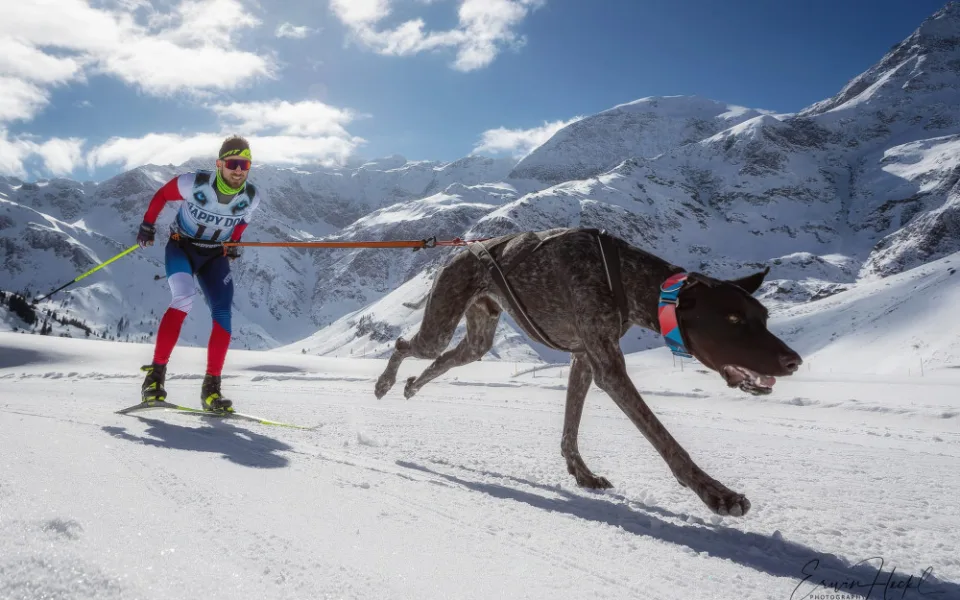 Lékař, sportovec a nastávající otec Alex Nosek bojuje s vážnou nemocí. Za dva dny mu lidé poslali miliony.