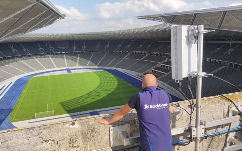 Připojení bez kompromisů. Suntel Group umožňuje okamžitou konektivitu na největších sportovních i kulturních akcích