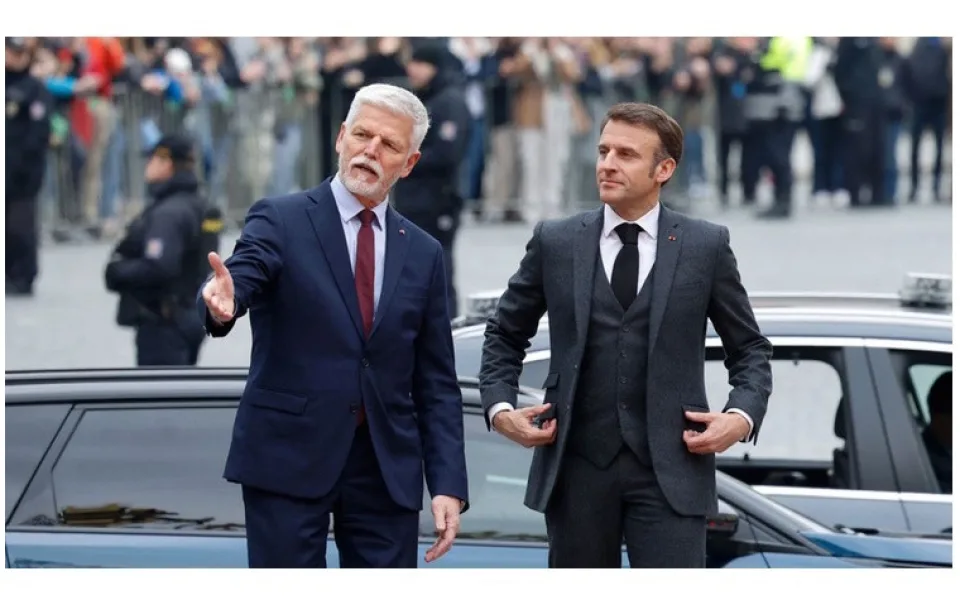 Prezident Pavel byl vtažen do volební kampaně pro Hlas za eutanázii. Ví o tom?