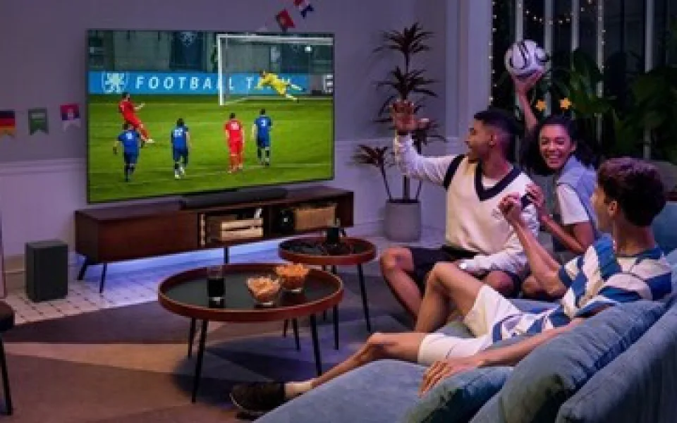 TCL Europe představuje nejlepší tipy pro dokonalý zážitek z letního sledování sportovních přenosů