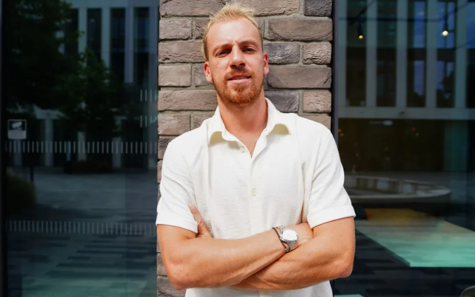 S vítězem Survivoru jsem spokojený, říká Martin Prágr. U Hodonína se stará o sklípek a vinohrad.