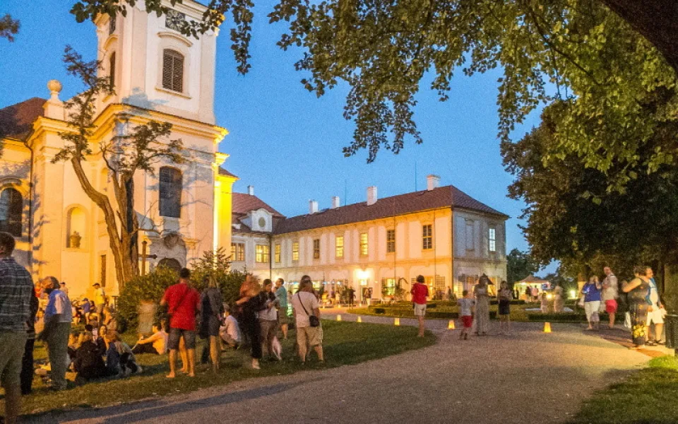 Dětství Karla IV. Srpnový program pro děti na zámku Loučeň