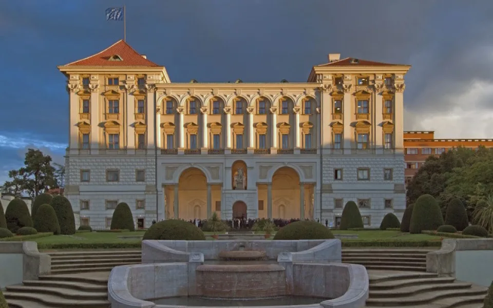 Porada ekonomických diplomatů živě: Prosazování ekonomických zájmů ČR
