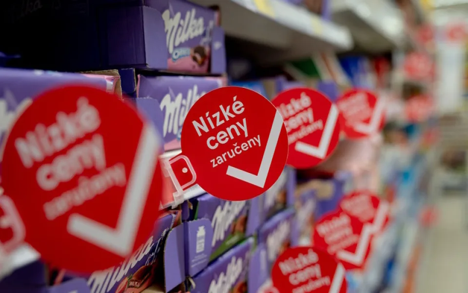 Tesco nově garantuje nízké ceny u více než stovky značkových produktů