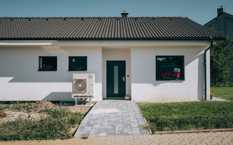 Snižte náklady na energie s chytrou regulací tepelného čerpadla!
