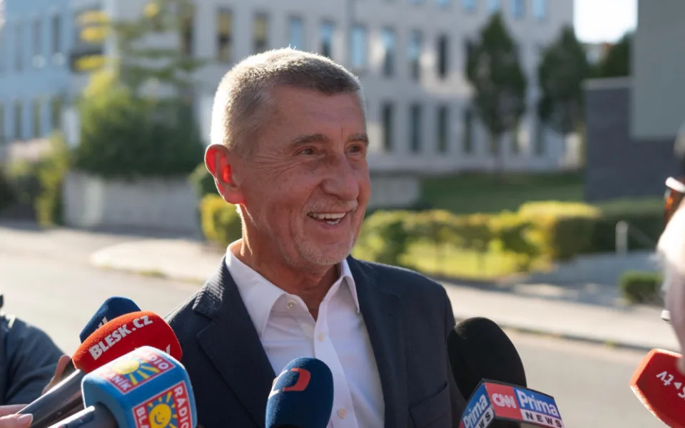 Triumf ANO. Vyhrálo v deseti ze 13 krajů. Zvoleno je už několik senátorů.