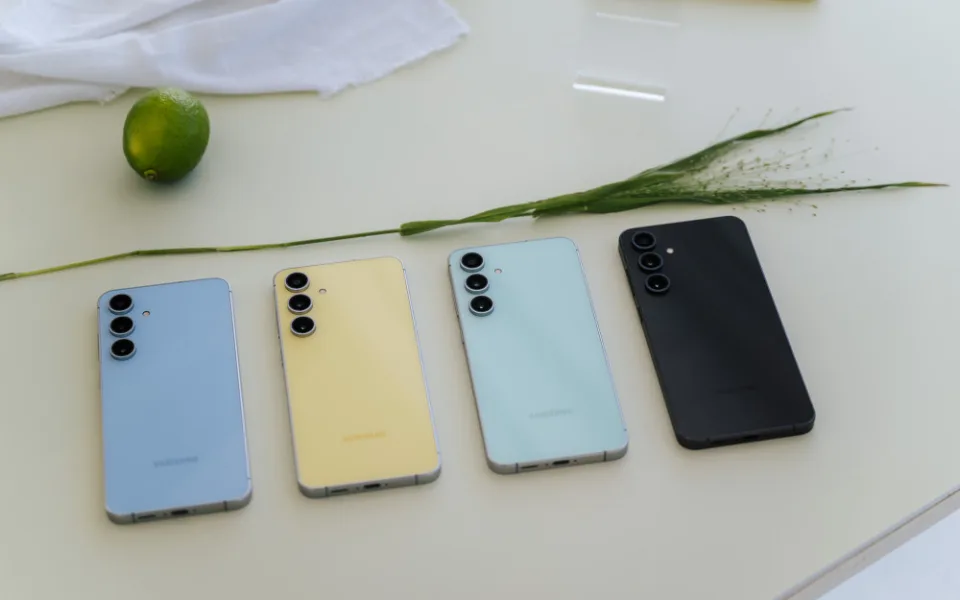 Galaxy S24 FE a řada Galaxy Tab S10 přináší zářivé barvy, špičkový výkon a Galaxy AI