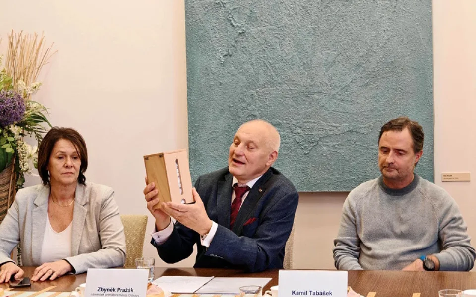Ostrava ukázala cestu v řešení menstruační chudoby na základních školách