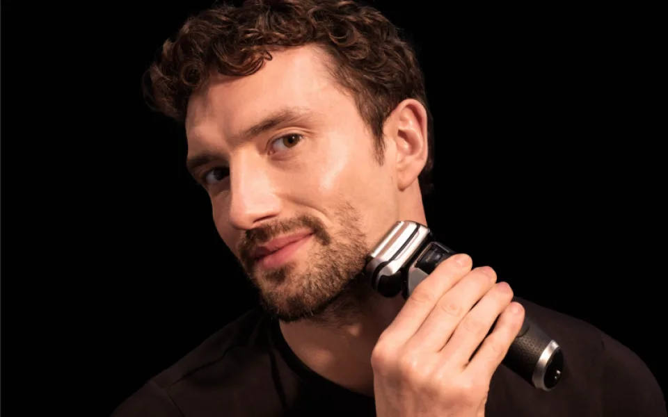 Braun Series 9 Pro+ si poradí se všemi typy vousů bez podráždění
