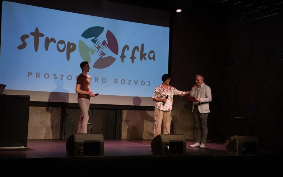 Benefiční koncert Tóny podpory: FoxO pro StropOFFku
