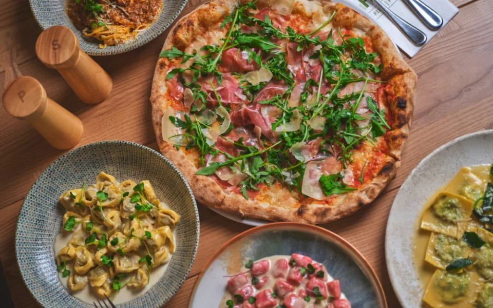Z italského mlýna až na váš talíř: Objevte chuť pravé italské pasty v nové restauraci Farina