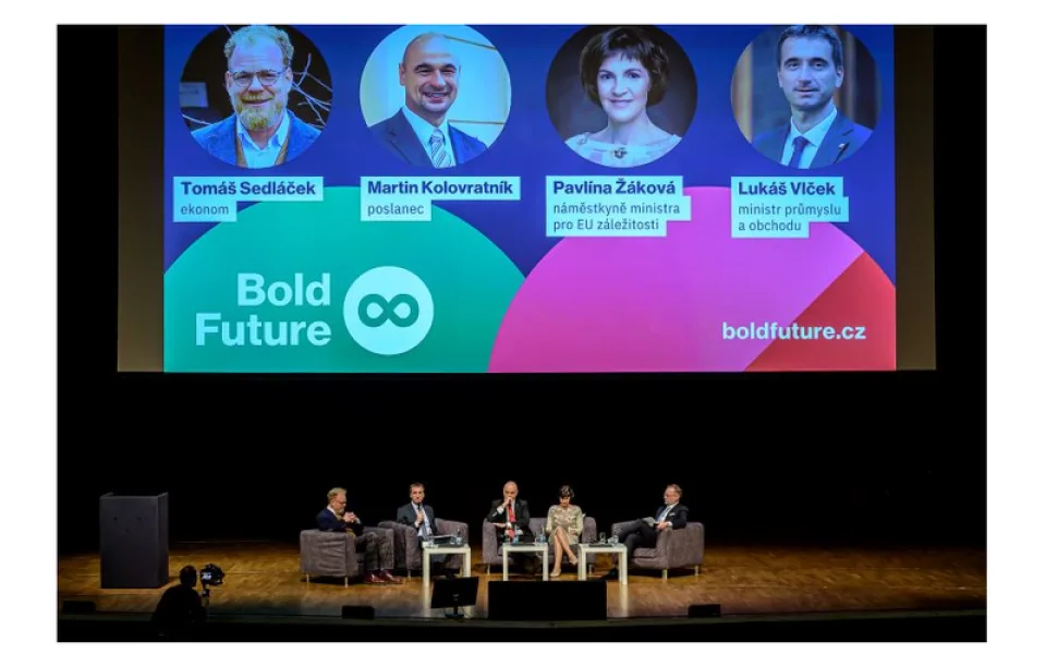 Zelená transformace se nezastaví. Povede k větší efektivitě a firmy s ní už počítají, shodli se účastníci konference Bold Future