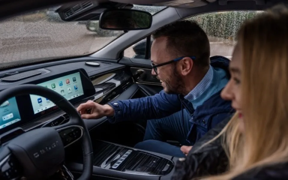 Automobilky Omoda a Jaecco rozšiřují síť českých prodejců