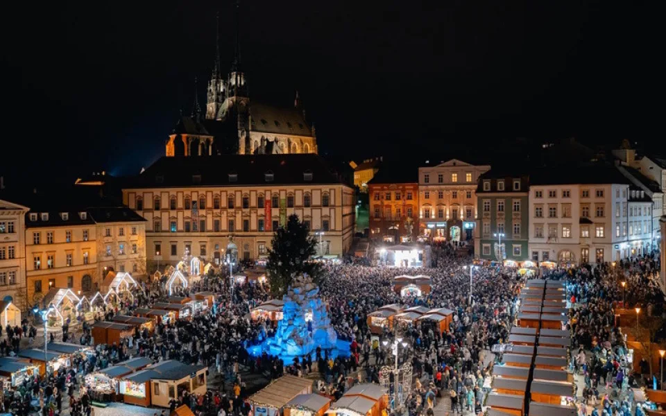 Tisíce lidí sledovaly slavnostní zahájení Vánoc Brno