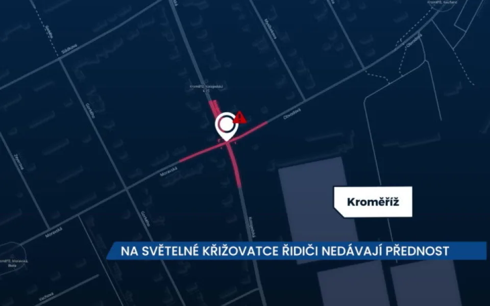 Na světelné křižovatce v Kroměříži řidiči nedávají pozor