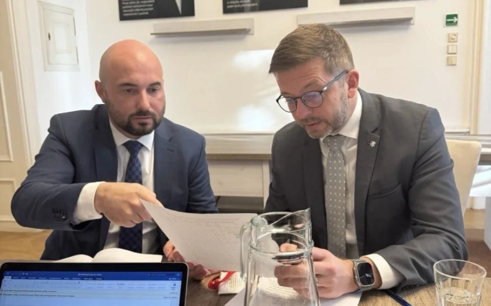 Kriminalita nijak zásadně neroste, pocit bezpečí v Plzni se ale zhoršuje. Primátor jednal s ministrem o změně legislativy