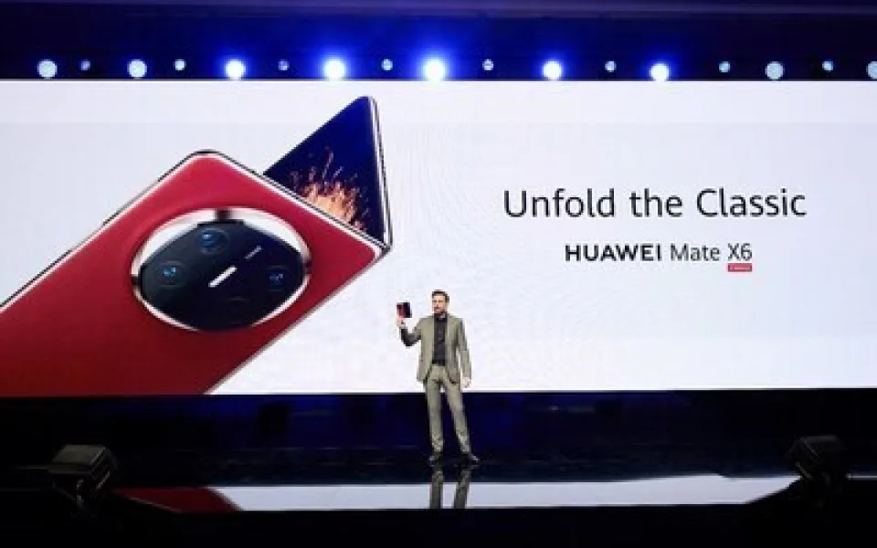 Společnost Huawei představuje novou éru dokonalosti skládacích zařízení během akce „Unfold the Classic" v Dubaji