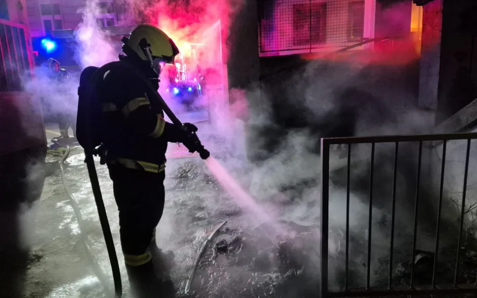Hasiče na Vysočině na Štědrý večer zaměstnávaly požáry. Vyjížděli k pěti událostem. Foto: Se svolením HZS Kraje Vysočina