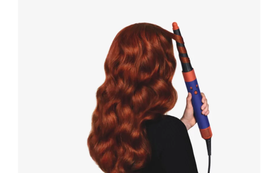 Společnost Dyson představuje novinku pro vlasový styling na míru Dyson Airwrap i.d.™