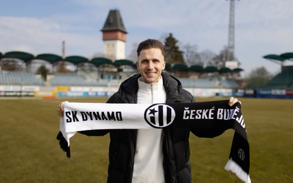 Dynamo přivítalo Petera Pekaríka, krajní bek má zkušenosti ze slovenské i německé nejvyšší soutěže